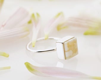 Geometric Square Amber Ring CUBICO