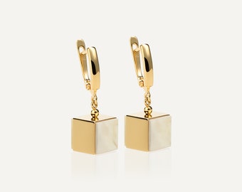 White amber gemstone earrings CUBICO