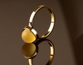 Minimalist 925 Sterling Silver or 24k Gold Vermeil Ring: Matte Lemon Baltic Amber Gemstone