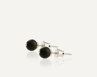 Baltic amber Stud Earrings NERO