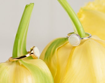 Minimalist white amber ring MARCIPANO
