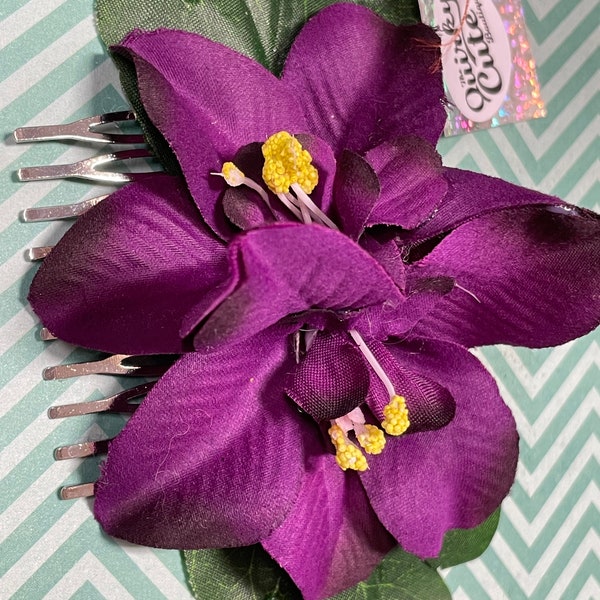 Purple Orchid Comb, Tropical Flower accessory, Bridesmaid Comb, Purple Flower accessory, Wedding Guest, Summer holiday