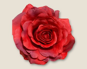 Pinza para el cabello con rosa roja bicolor grande: horquilla estilo rockabilly, accesorio formal.