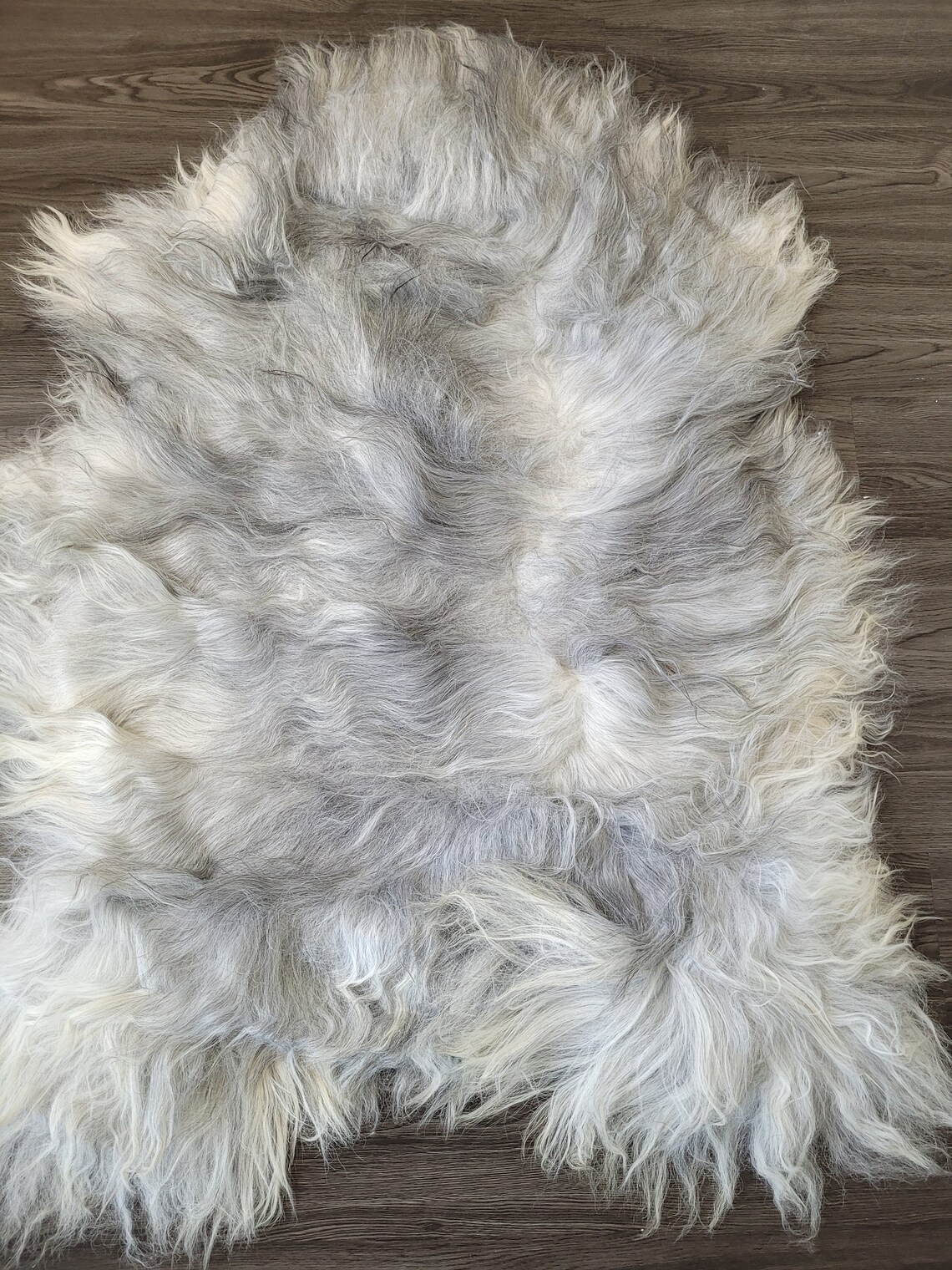 Icelandic sheepskin rug Scandinavian sheepskin rug | Etsy
