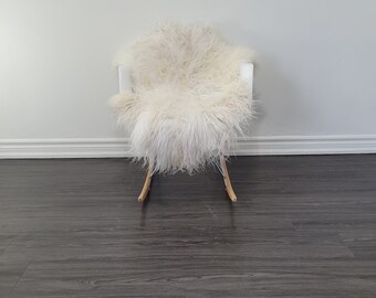 Genuine Icelandic sheepskin rug sheepakin pelt Scandinavian sheepskin rug soft silky long wool #C410 Genuine Icelandic sheepskin rug sheepakin pelt Scandinavian sheepskin rug soft silky long wool #C410