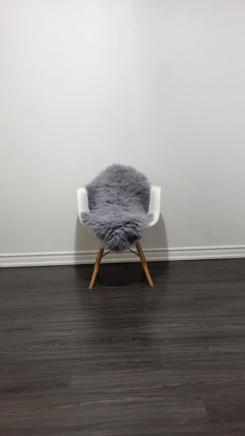 Free Genuine Icelandic Sheepskin Rug Read Description Before You Buy