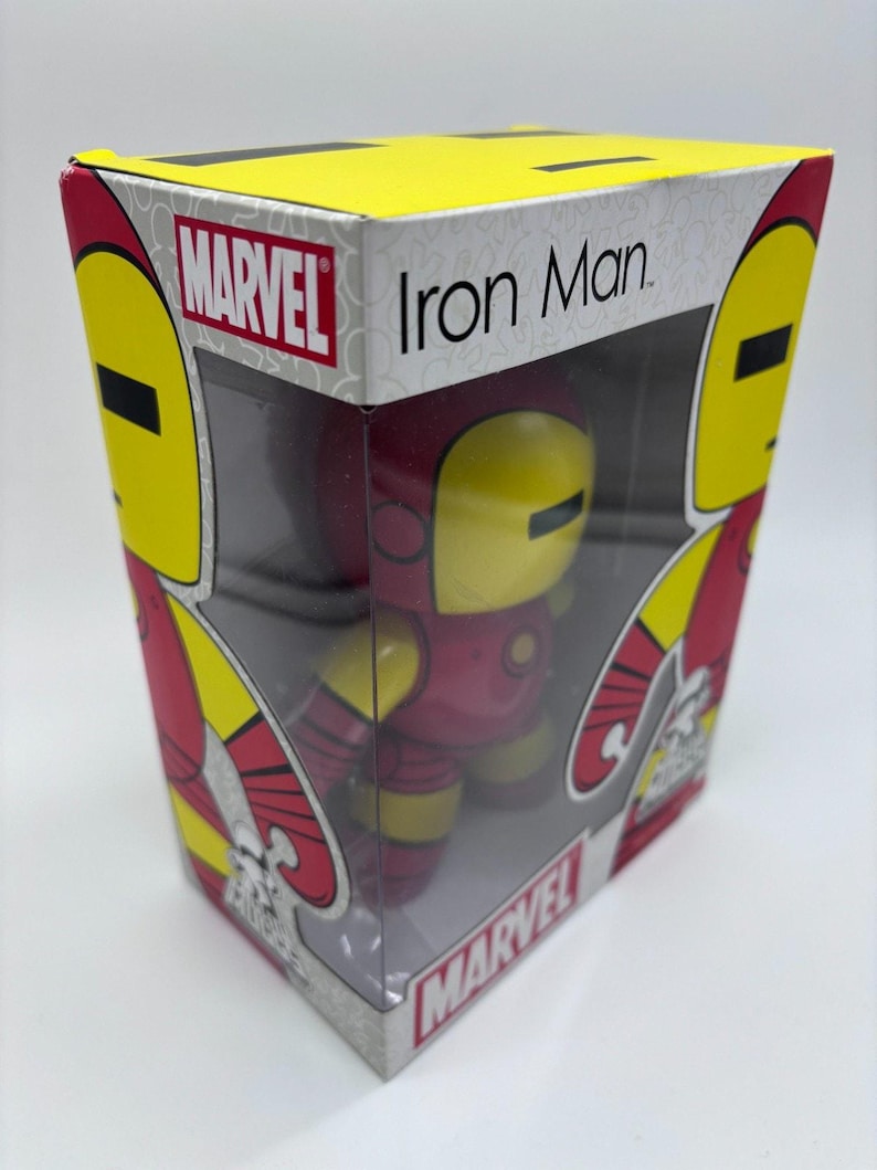 Marvel Avengers Mighty Muggs Iron Man Vinyl Figure, Hasbro 2008 image 3
