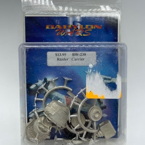 Babylon 5 Wars BW-230 Raider Carrier Ship/Game Set, Vintage Sealed