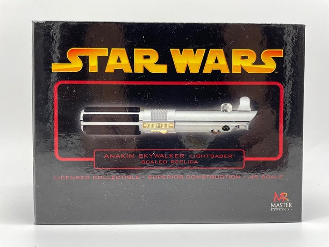 SF・ファンタジー・ホラー Master Replicas Anakin Lightsaber Star Wars Master Replicas Anakin Skywalker Gold .45 Scale Replica