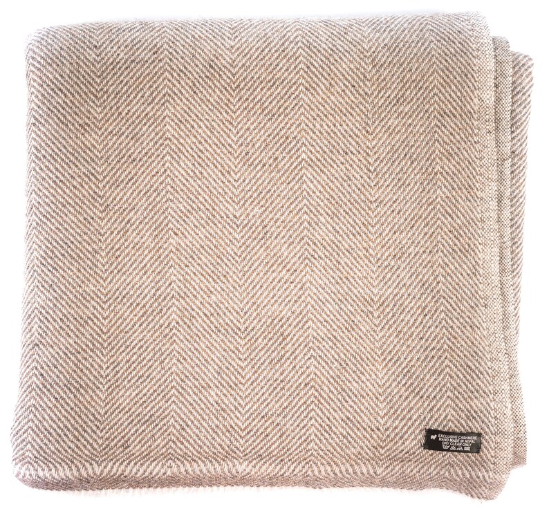 100 Cashmere Blanket Sand With Herringbone Fine 135cm X 270cm
