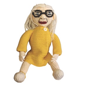 Oma Puppe Häkelanleitung PDF Sofort Download, Frau, Mädchen, Spielzeug, Amigurumi, Mama, Nana, Kleid, Play
