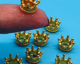 Gold coloured crowns