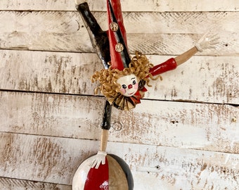 Acrobat paper mache 34 cm tall, tightrope walker figure, clown collection, paper sculpture, artistic clown, unique piece, circus toy