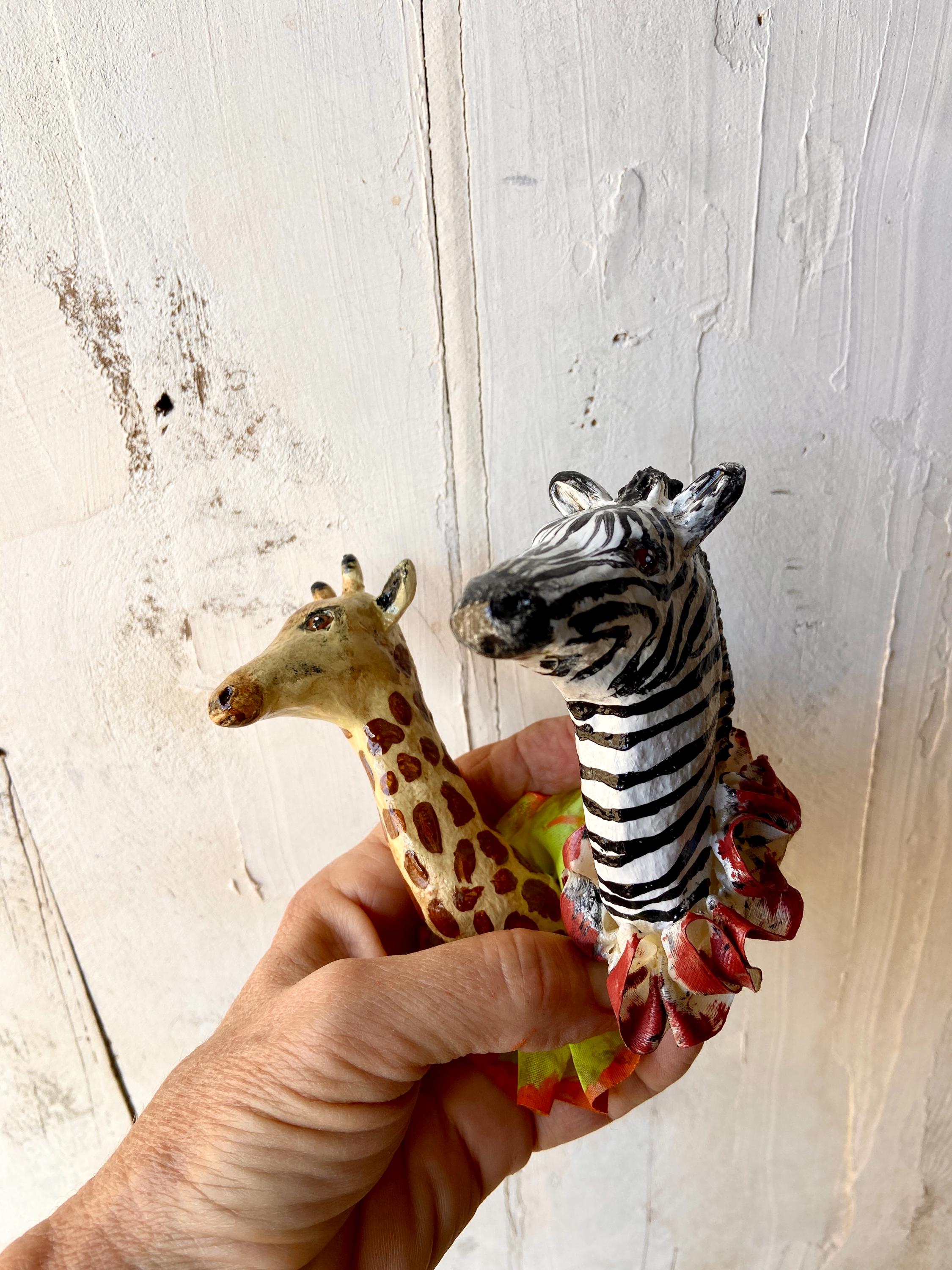 手作りサーカス動物ウォールフック - 紙粘土のキリンとシマウマの