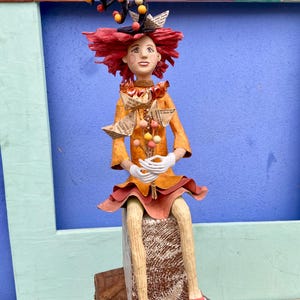 Clown 16 in cartapesta, mimo OOAK, figura mimo, scultura mimo, pezzo unico clown, bambola da collezione, collezione circo