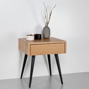 Scandinavian Modern Nightstand In Oak With Drawer, Mid Century Bedside Table zdjęcie 1