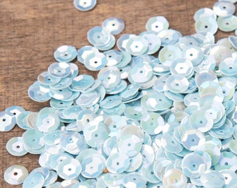 Massor av vintage ljusblå skimrande paljetter att sy, 6 mm - 0,5 cm - Hantverksmaterial