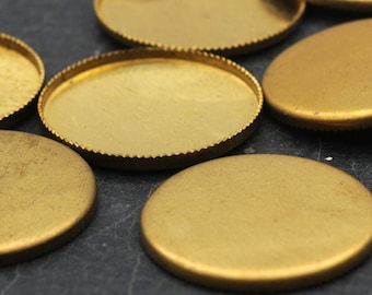 Round Cabochon Base trays