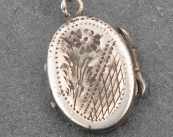 Medalhão em forma de coração vintage francês, pingente de coração vintage francês, pingente de amor oscilante