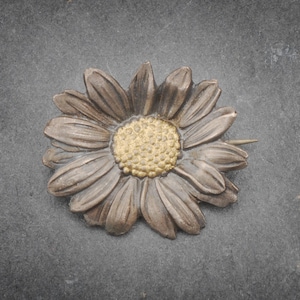 French vintage Flower Brooch from 1900 in Paris, vintage jewelry, floral brooch