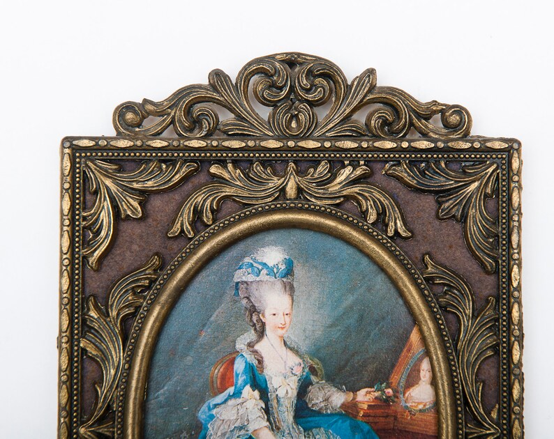 shabby chic Vintage metal frame Oval picture frame Ornated vintage metal Photo Frame