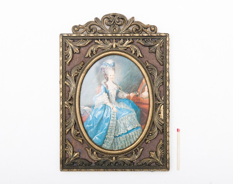 shabby chic Vintage metal frame Oval picture frame Ornated vintage metal Photo Frame