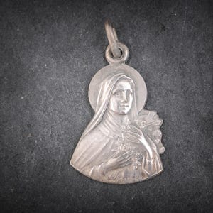 French Vintage Religious Medal, St Teresa, Old medal, catholic medal, religious medal, religious charms, saint medal
