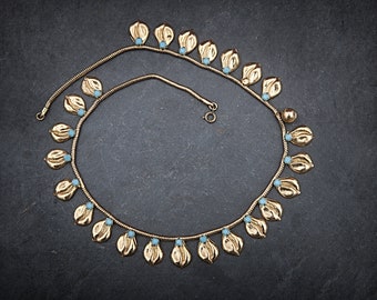 Colar vintage dourado com pedra turquesa