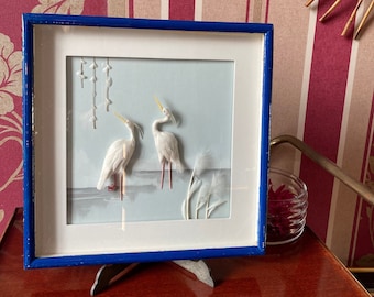 Trendiger weißer Vogelrahmen mit echten Federn, Geschenkidee