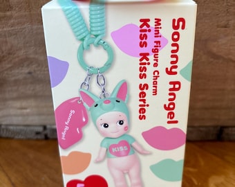 Authentic Sonny Angel Kiss Kiss series (1 keychain) - 1 box, new and sealed (1 keychain in a box, unopened).