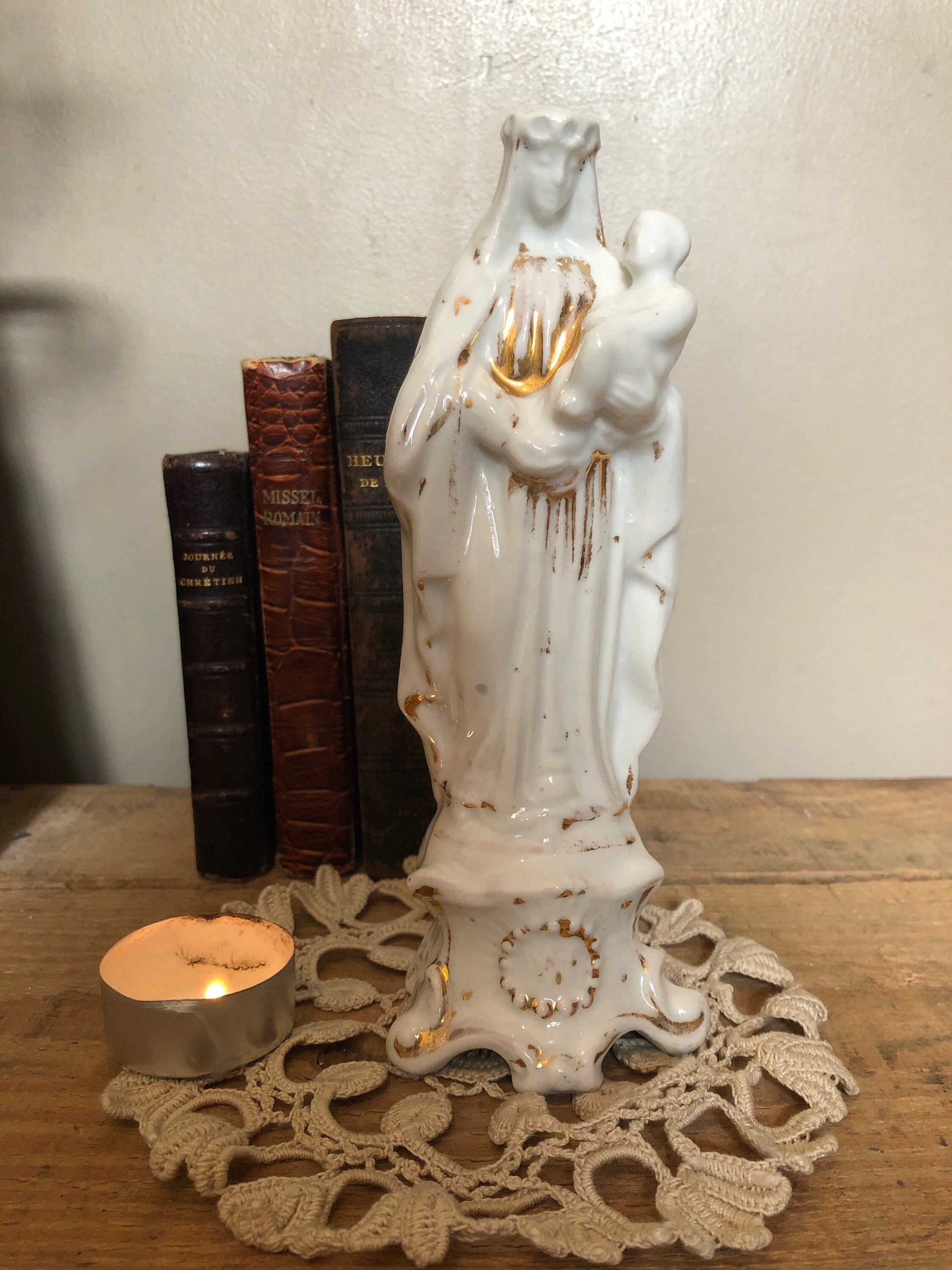 Rare & Beautiful 19Thc Antique Français Figurine Religieuse en Porcelaine Décorée à La Main/statue d