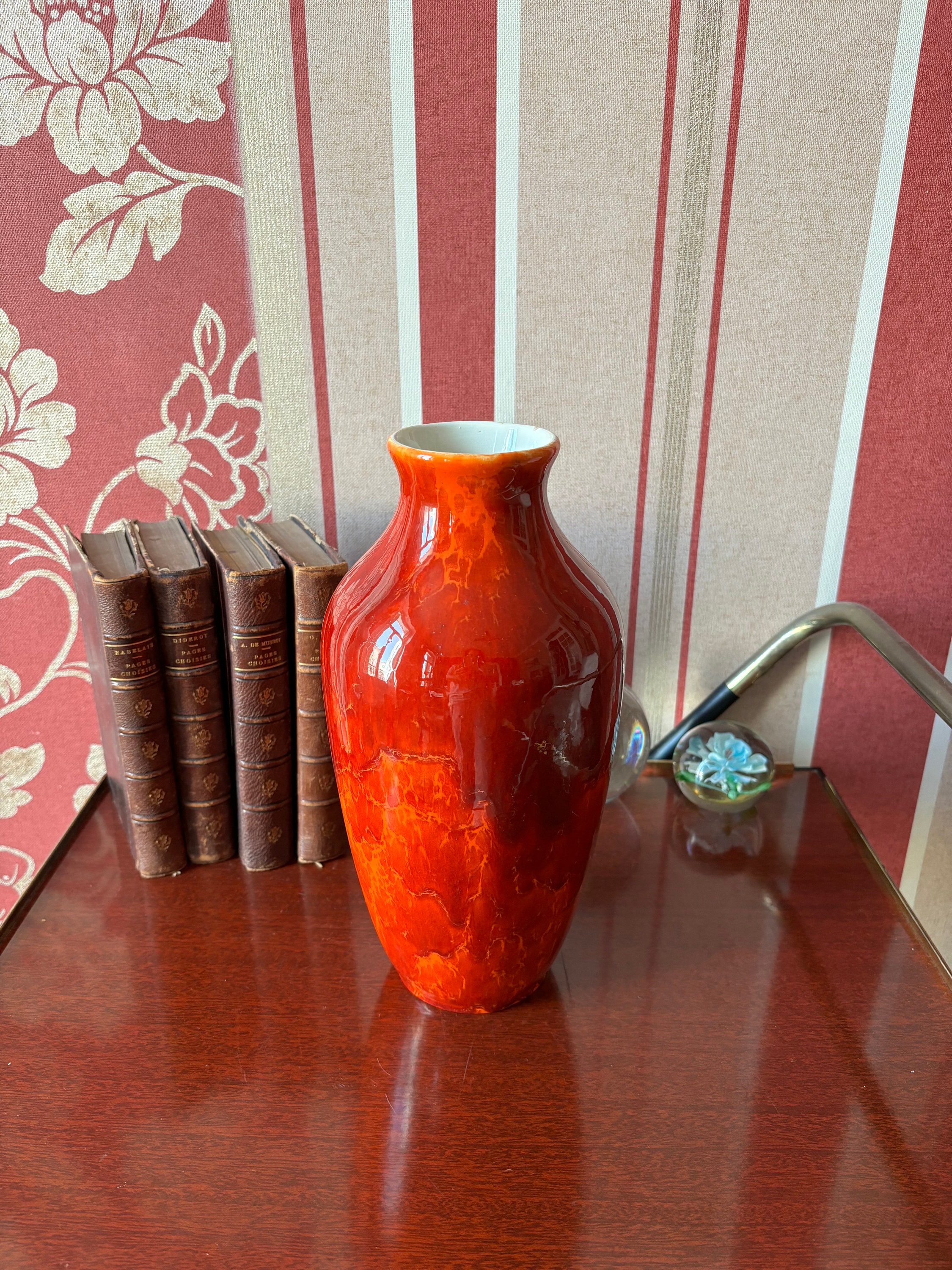 Supreme Ceramic Vase レッド BOCH La Louvière Art Deco Orange/red Vase, Boch Frères Keramis