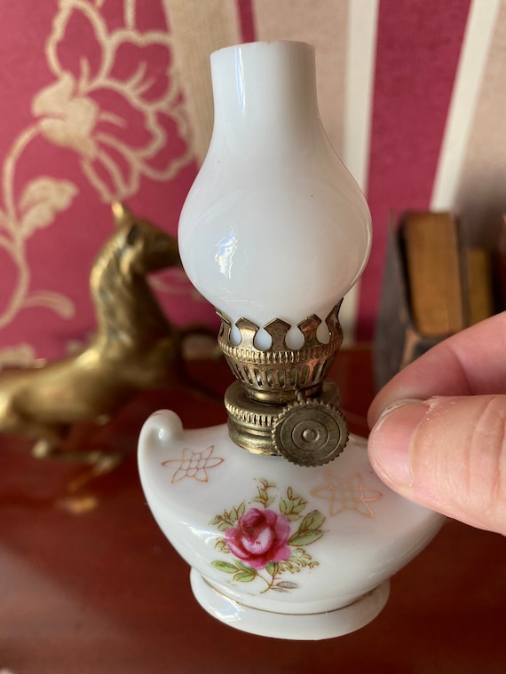Antique ceramic outlet oil lamps