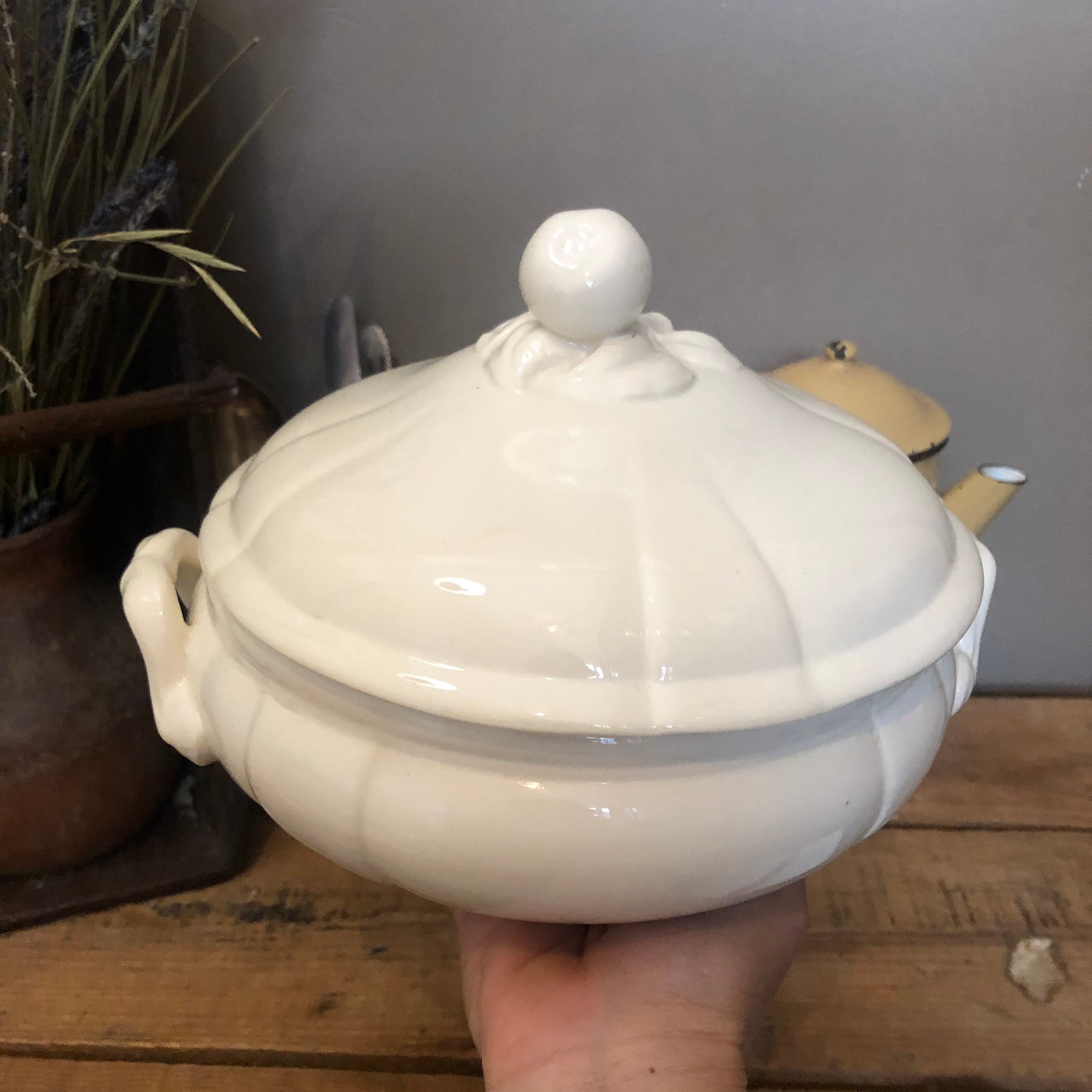 Porcelain Large Soup Tureen Bowl with Handles 2.5 litres White Classic 