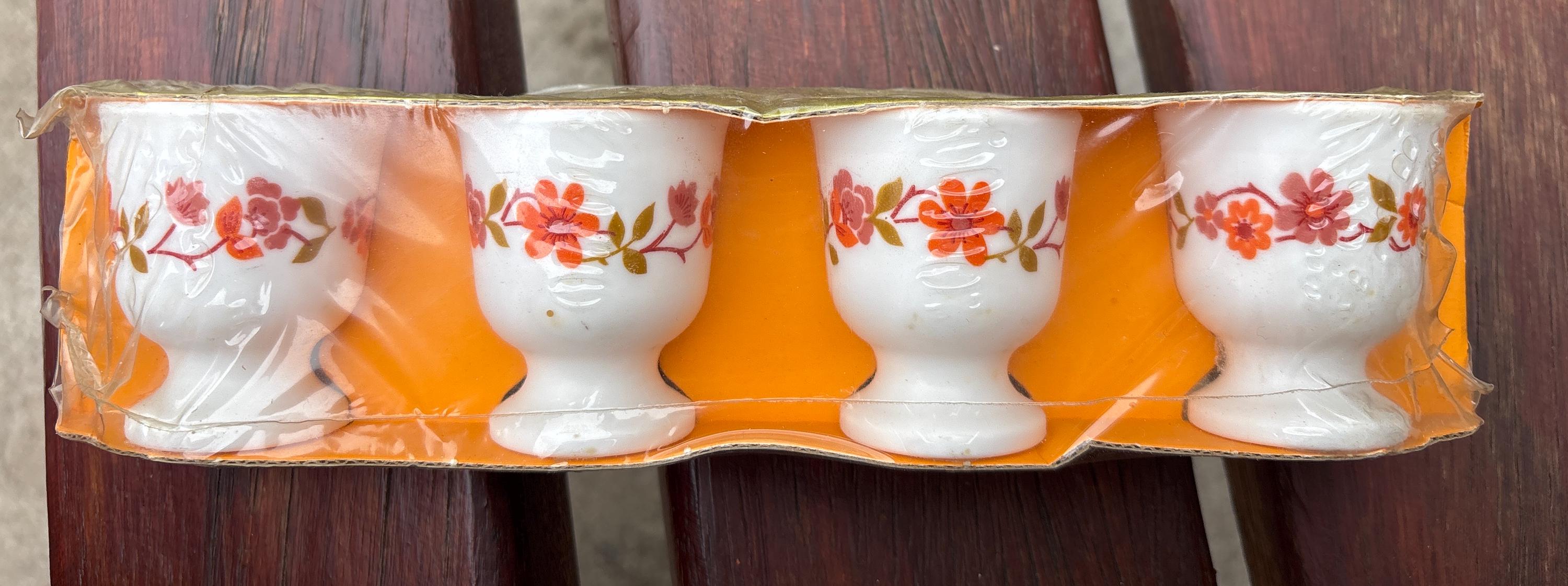Pichet / Cafetière Arcopal Vintage Années 80 - Motif Petites Fleurs - Blanc
