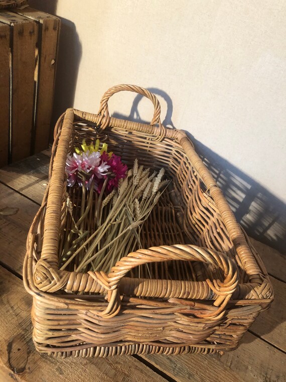 Rustic wicker basket - Large old rectangular wicke