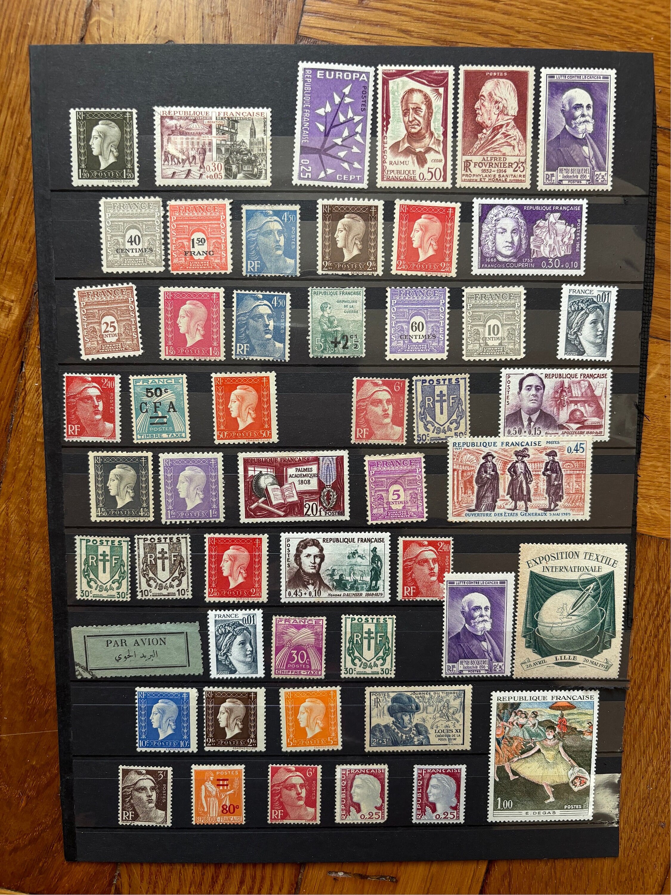 France Post, 50 Old Postage Stamps, Mint Condition, Uncancelled  display picture 1