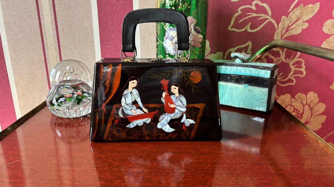 Sac Geisha Laqué Noir Avec Nacre - Années 1960 - Vintage - Occasion à Collectionner