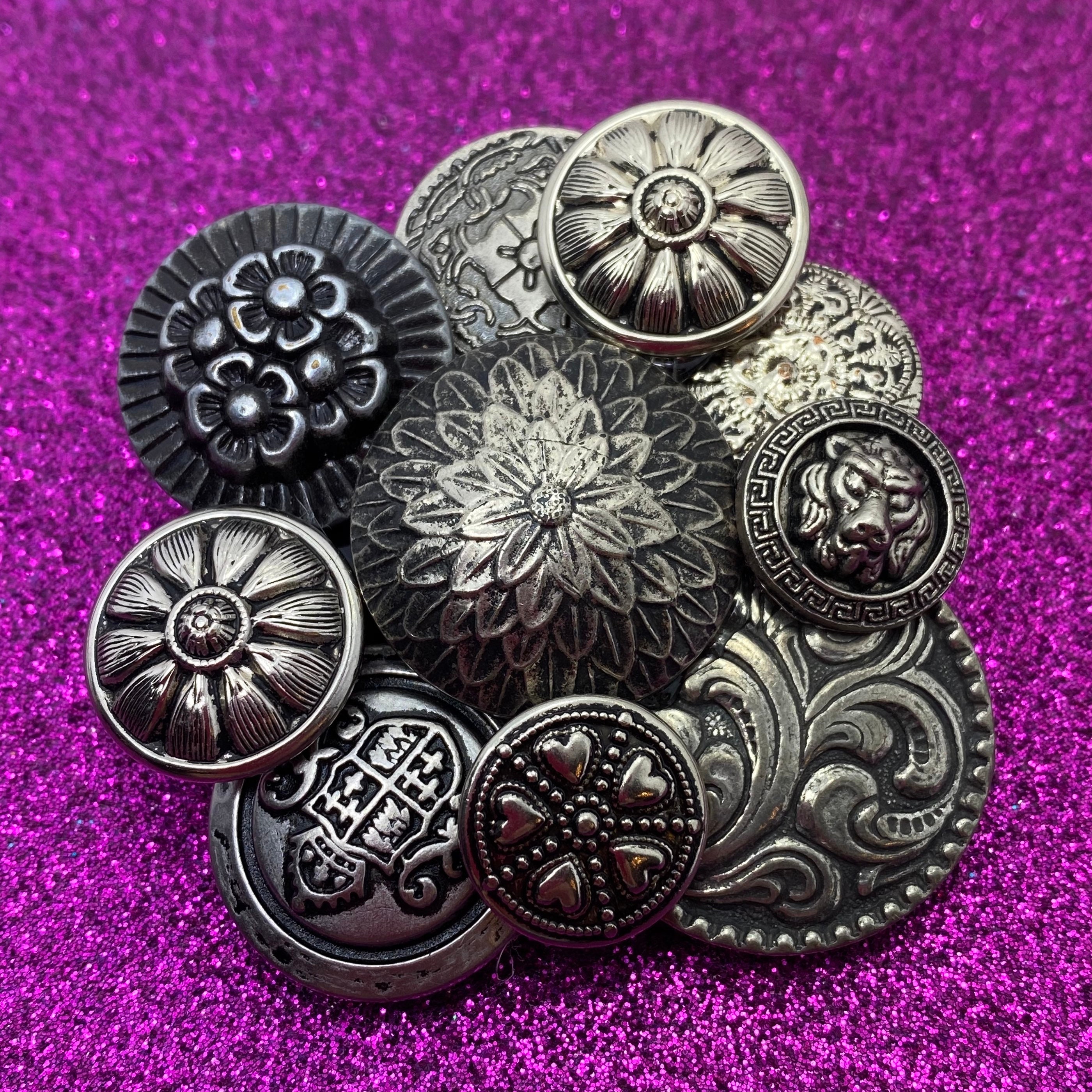 Vintage Button Brooch - Silver Buttons, Lion OOAK - Etsy