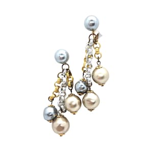 Vintage  Pearl Earrings - Signed Marvella