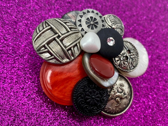 Vintage Button Brooch - Red, Black Silver Buttons… - image 3