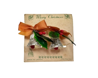 Vintage Christmas Bell Earrings / Holiday Jewelry / Japan