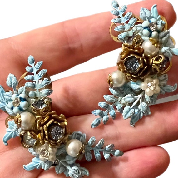 Blue Flower Earrings / Rare Mid Century Jewelry - image 9