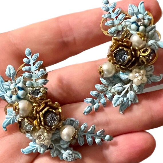 Blue Flower Earrings / Rare Mid Century Jewelry - image 4