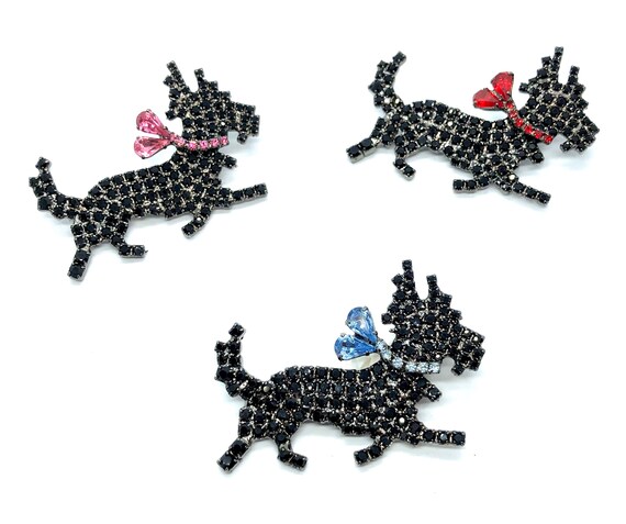 Scottish Terrier Dog Brooch - Scotty Pin - Westminster Swag