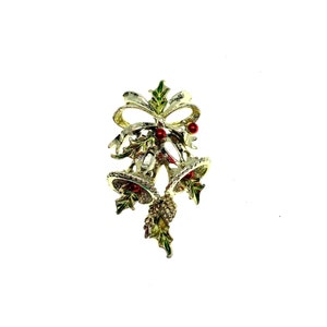 Holiday Bells and Holly Pun / Vintage Christmas Jewelry