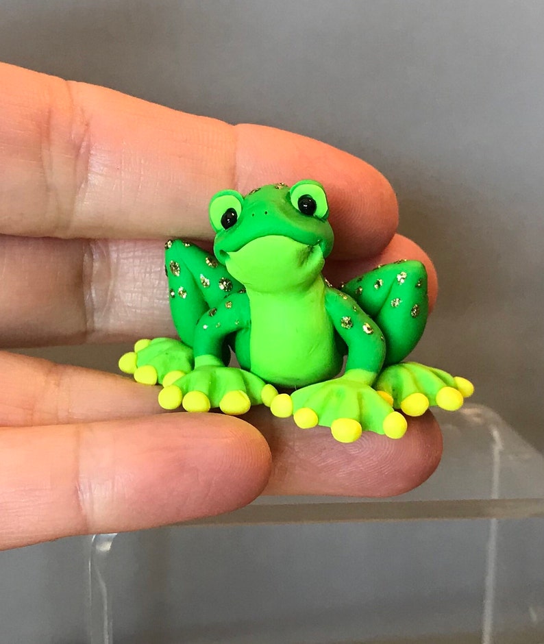 sculpting figures with polymer clay