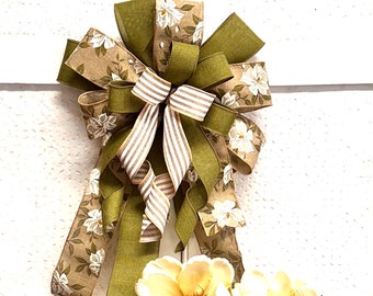 Magnolia Tan Wreath Bow, Farmhouse Magnolia Bow, Wedding Bow Cream Green, Southern cottage Bow, Traditional Bow any occasion