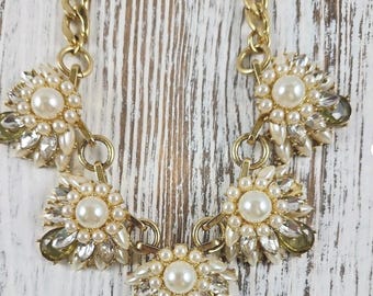 Vintage Talbots Signierte 18-Zoll-Faux-Perle und Strass Cluster Kragen Statement Halskette