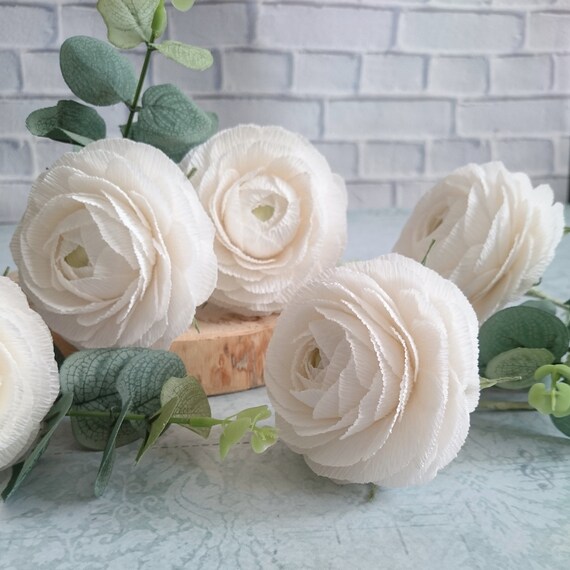 white paper ranunculus home paper decor paper flower bouquet paper flowers crepe paper bouquet paper flower set crepe paper flower etsy paper flower bouquet